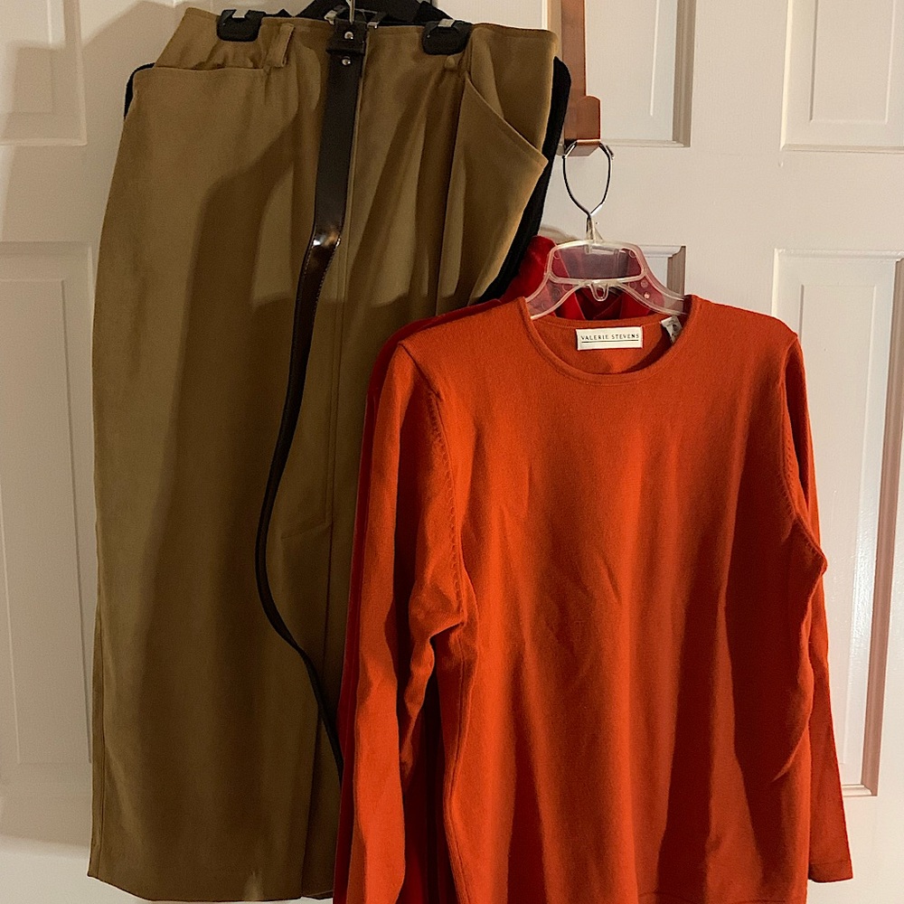 Valerie Stevens sweater, Womens M & skirt Womens 9-10 burnt orange & beige